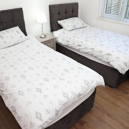 Cosy 3-Bed Bungalow Nec Airport Close To Amenities Бирмингем Экстерьер фото